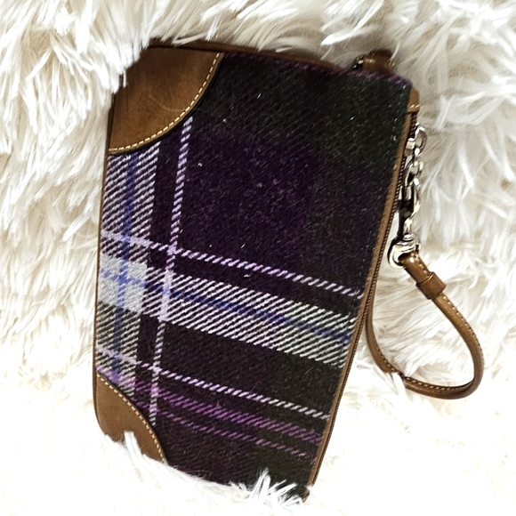 COACH Bags EUC Plaid Tweed Wool Wristlet Leather Trim Pouch Bag 8977 Authentic